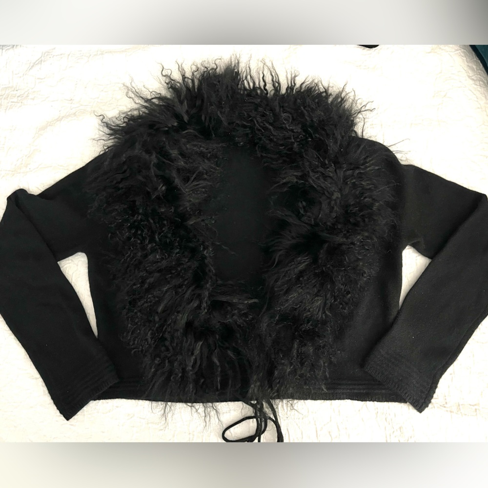 Caroline Bliss lambswool bolero-style sweater with removable lamb collar. Sz 12